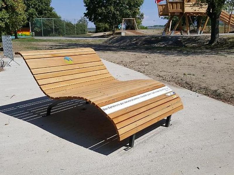 B63F4B9F46021B1B8D04DF8BC99DBB4C