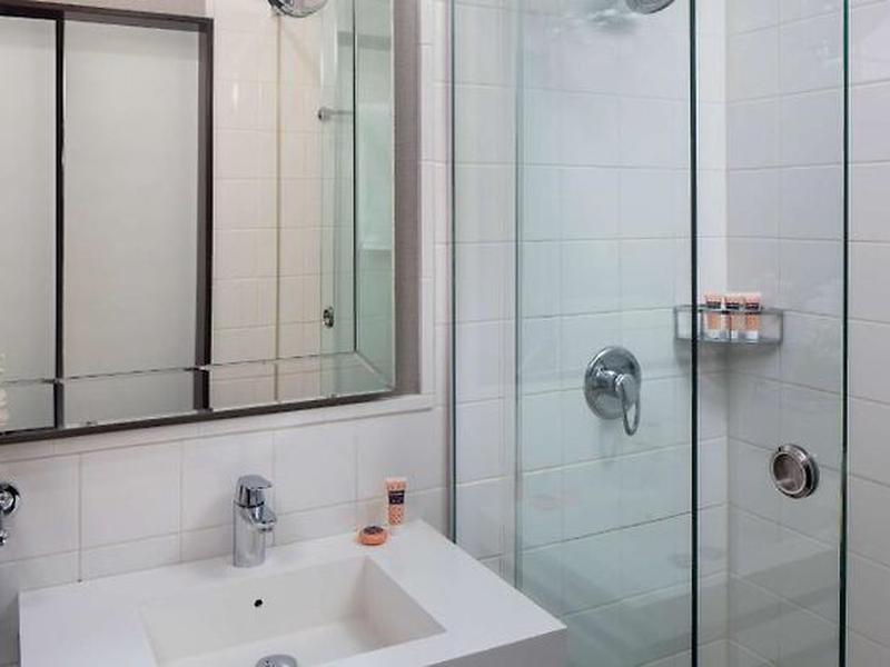 FFBD768BF8DB87B3C2164FD2BA9F2EA5