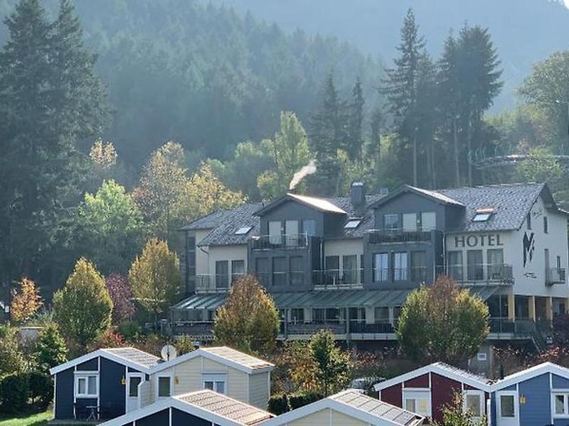 2A0CE2D1654F9A4DCC6AD9E5571815CE