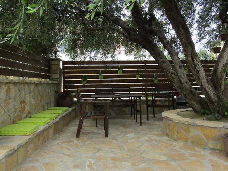 0D9707C8CFEBB0ED929BACD49966B477