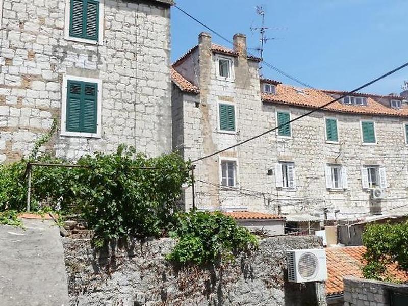 41E6654559445646DF0428CB95462EEC