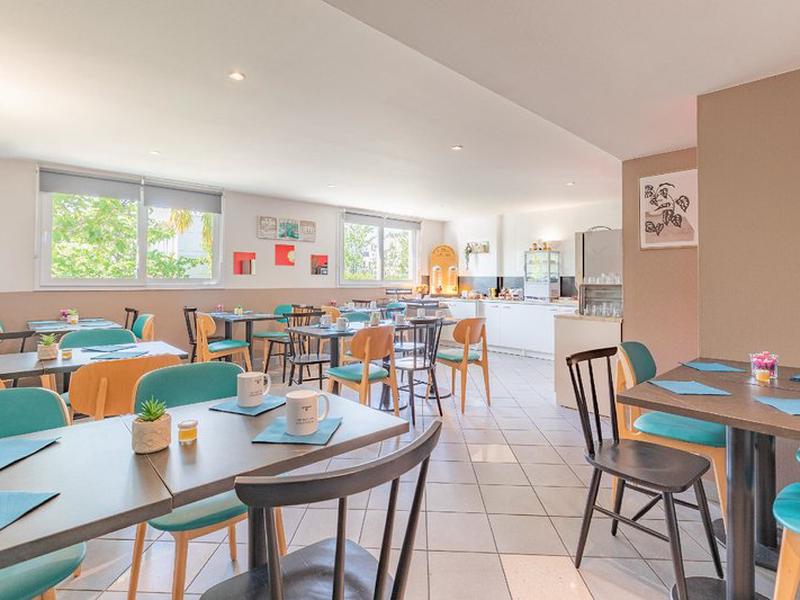 27D6622061A5B19741EB986D24BE4E11