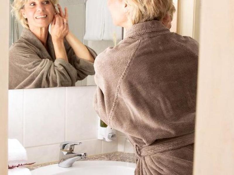 9031CC664D8245D0235BB5F8C4E47CAA