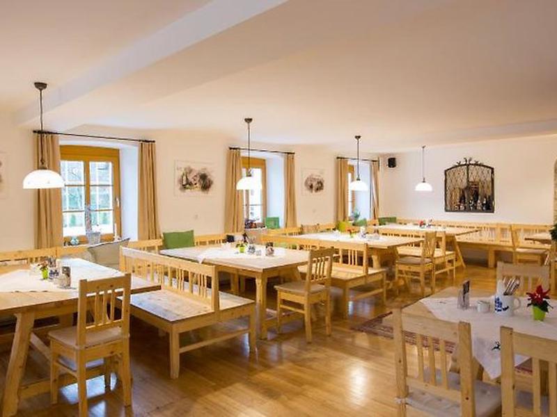 944F80E322F157099C110674253E153A