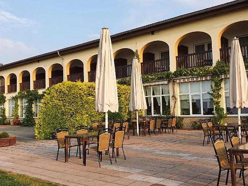 9C3D8DF85EA44AAE4F79975A91F18003