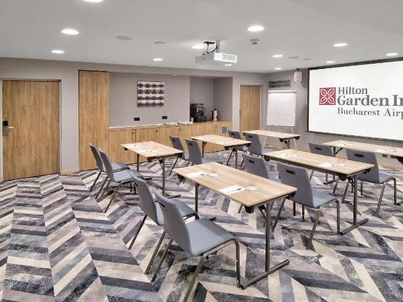 F8A63FEF4F9101AA05BA1F1AA5D6E05E