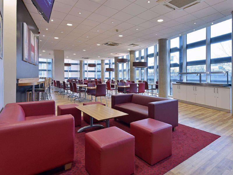 E66EF4E11A8233E8EFA0E28D4F0BCB94