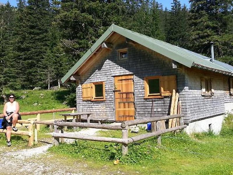 FEA4C0DDB59F9CC52DCBF0E9853788ED