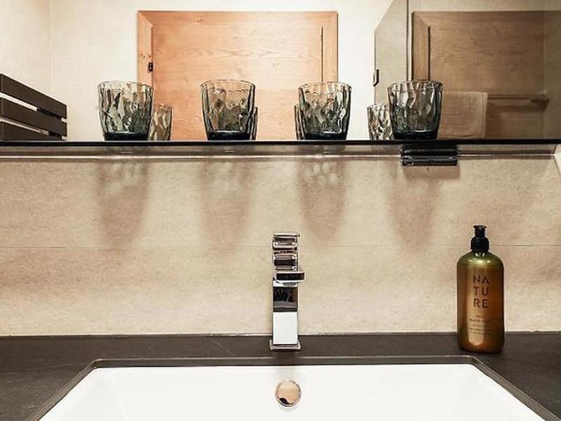 83FB7CA037FF95FCCBA946F64A1FE22E