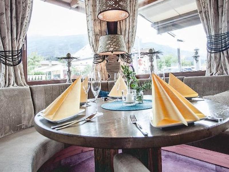 477F64B598D88DAD8DC6EE9505984BB9