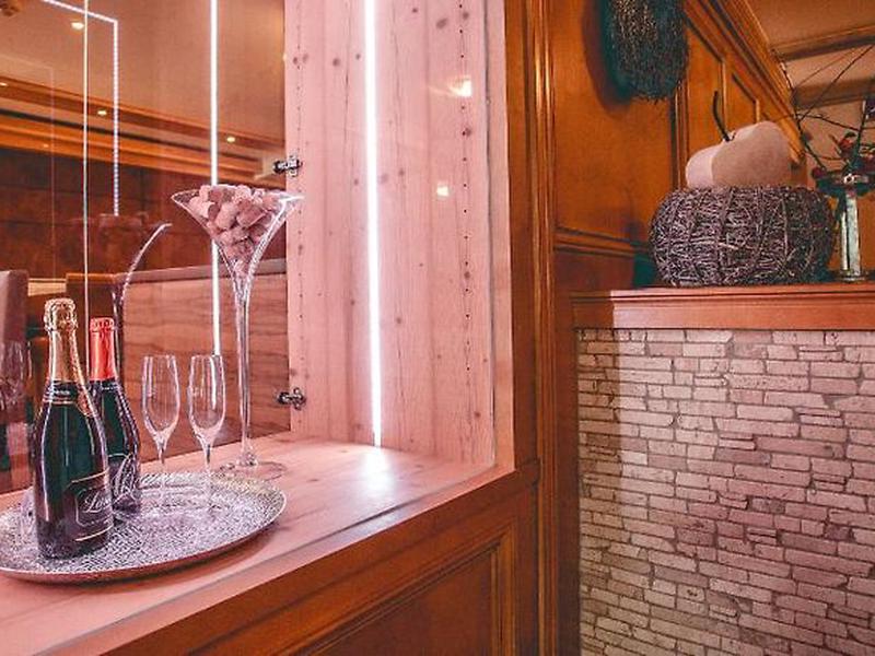 3A07A7FA701AFE92520F09A7FF7A85C9