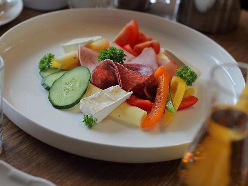 D214360C5423D79BFDD362CBA2B0F376