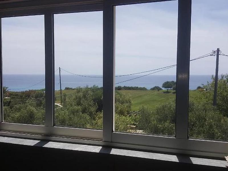 E0D84C6F3476D563C53F4F0076082569