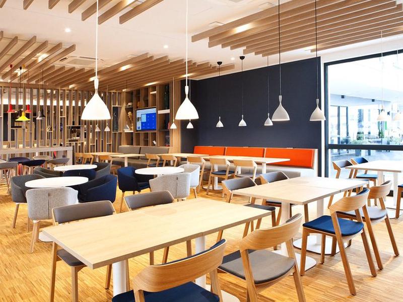 7BE85A8A2EB48A9C541142DCECDBA461