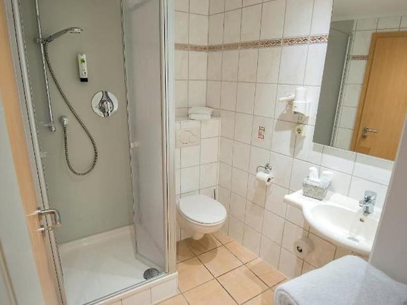 F40D40735B4D8292248876CFE0B8B91D