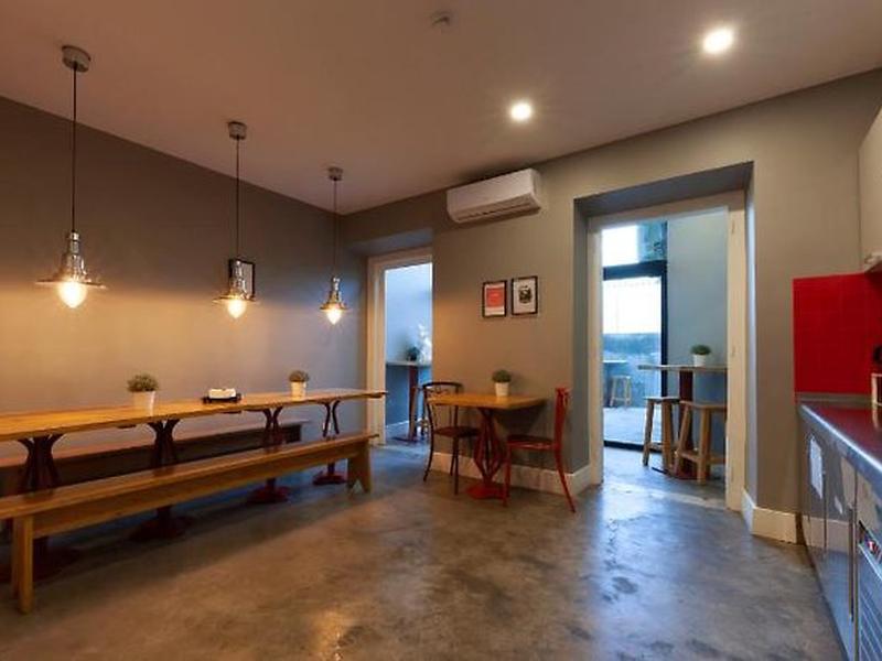 1C4C5658E9562CFE5893F2D36FD272AE