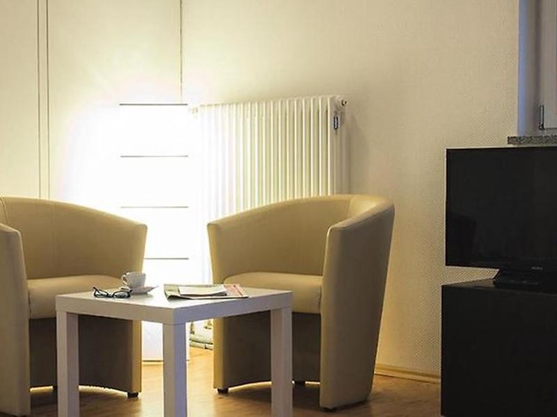 4A669140BFFF904C51F9F33B0A61DA16