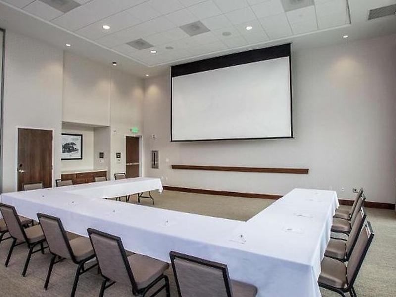 EE63D43A6C18B02EA2993D57ED91BF28