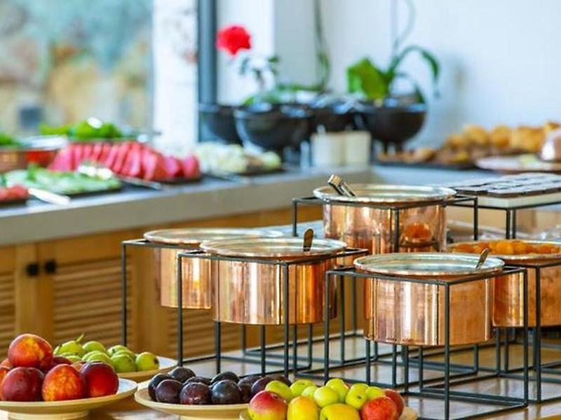 27BEBEF4180F8CDBC2A84373D19A1C40