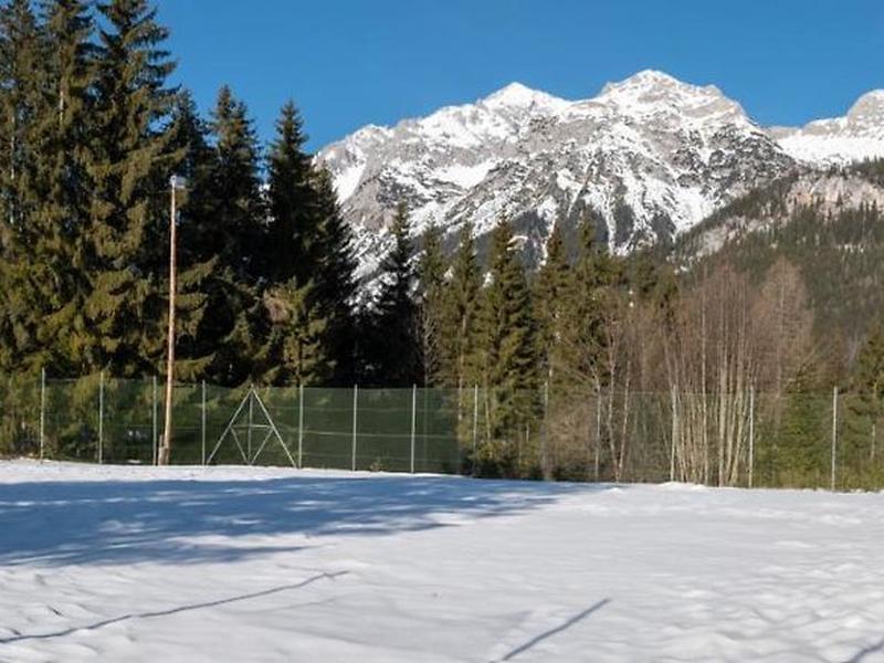 5B3C54784B1305E1AEEB2DD6E3057A2A