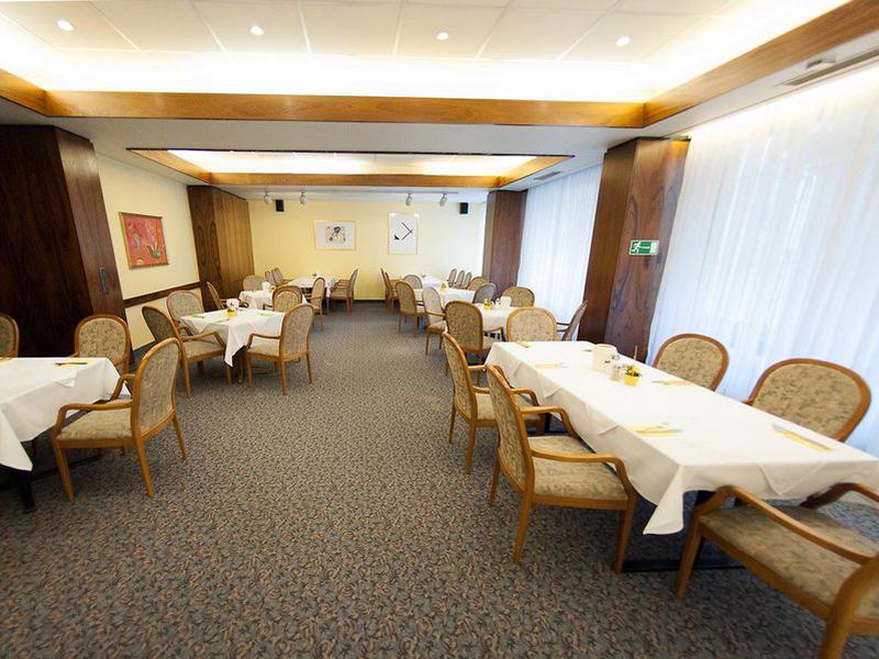 C630D76DE2C402125DF8E9AC12FF5469