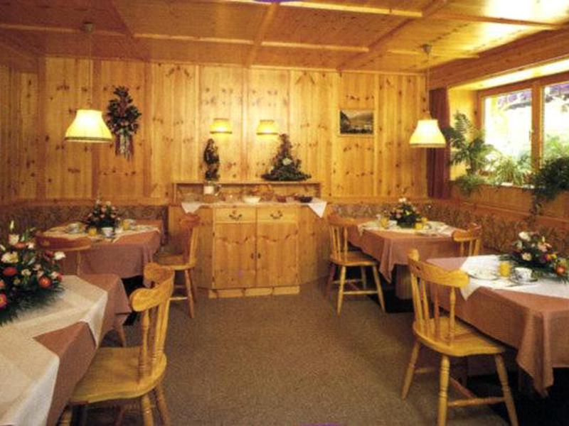 7E05FF5393CA455D445496D1550B9563