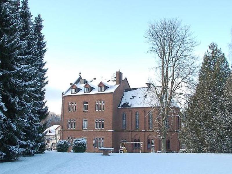 F1D9586C5A7D6BEC6A49B326F91B4F2A