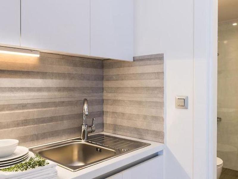 5C09A0E271929B448F690F0BAC6EA67A