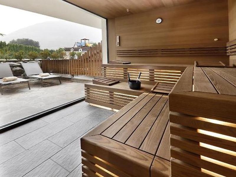 E4D1D7B1E05AC6DECB98EFDB44F231C7