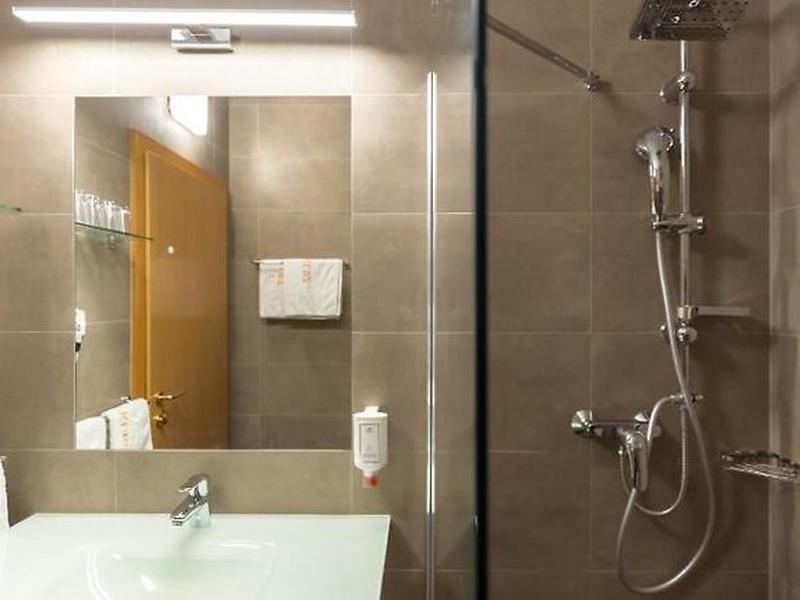 C355CF9D1F50359AB6F2EFAEFC8551C7