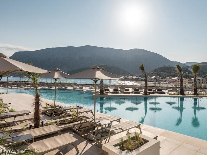 D0D40DC256BC819BEEBFC8E2C665127B