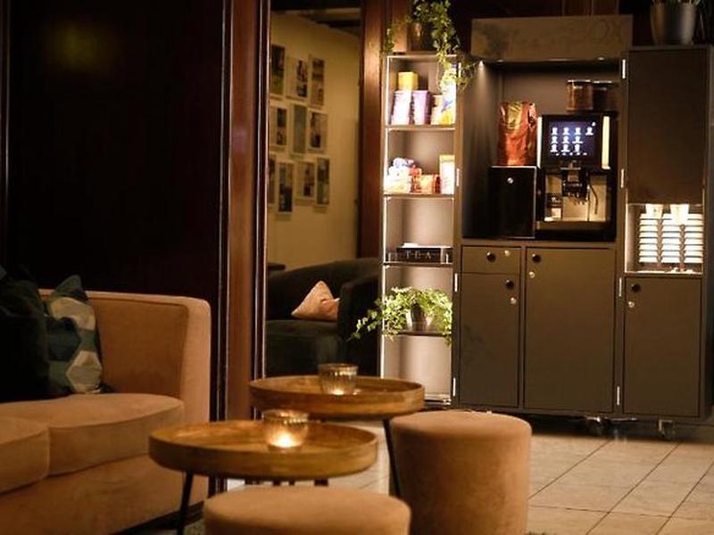 04E255C39691A9D4919D2B600D6F9525