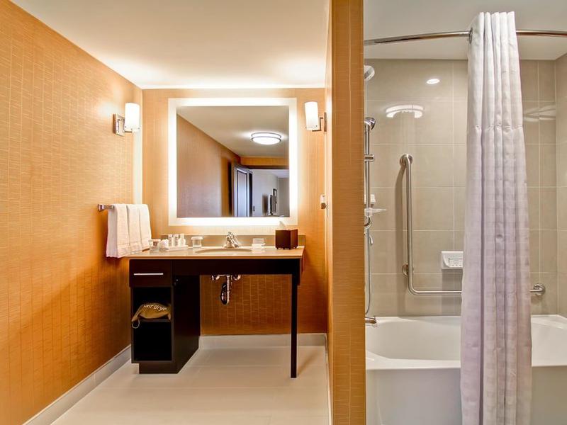 CAAC98235E44F1CFF3FEF5F4D5A36DB8