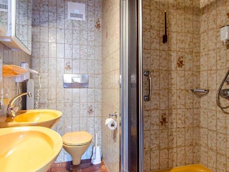 F52A6F01D77DA808FEC8286BD7CB26D5