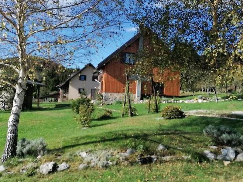 House Izvor