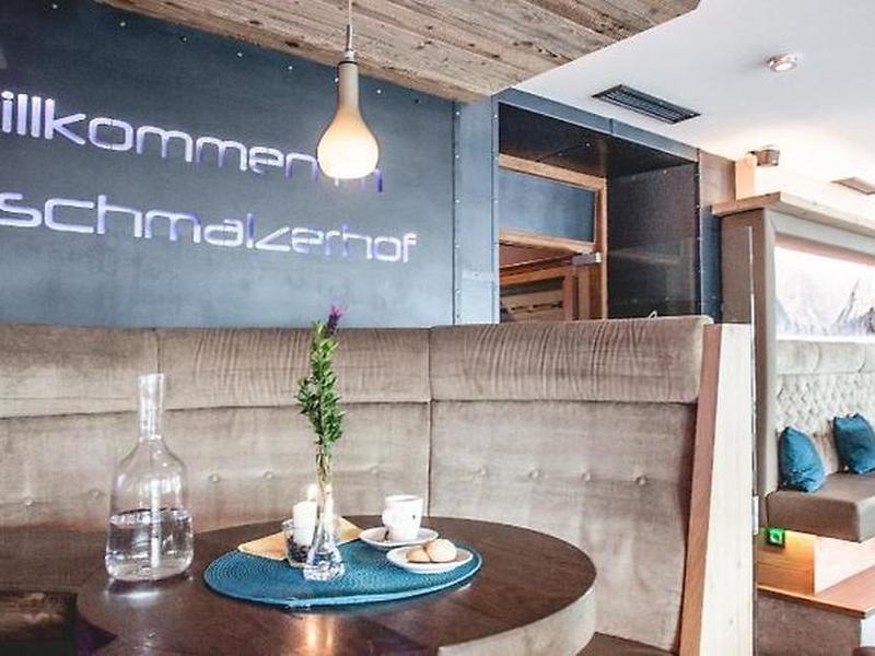 B513B88A141E9E33B49421E562F73676