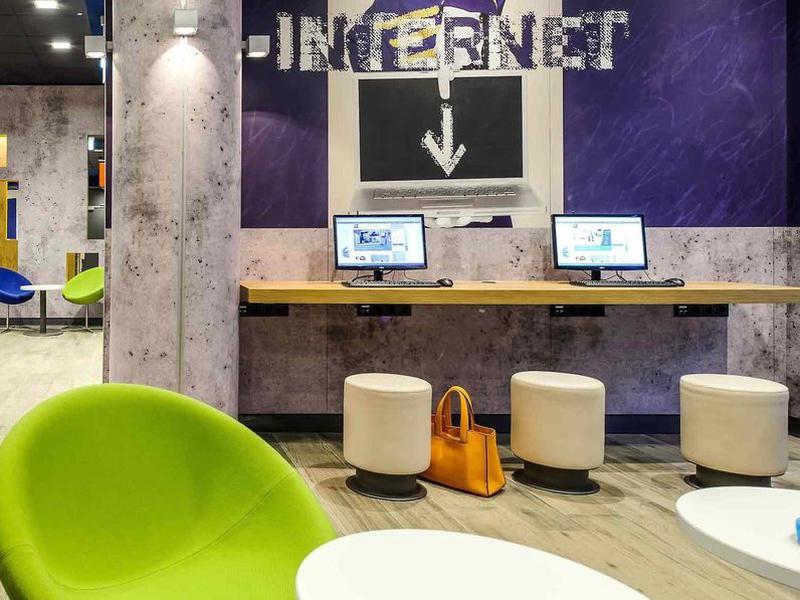 E5EA28822C7B3E572D46F21FD10A6F86