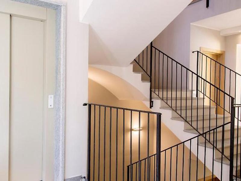 B056B257DEEBE2F4A4AAF47D84BC9845