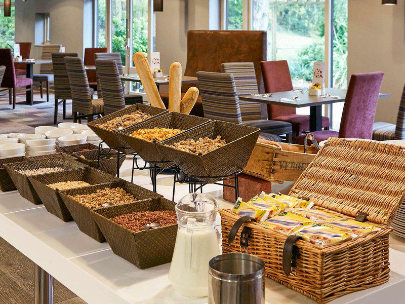 74892DF8889FDFCE4D9A2B492570B553