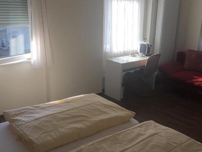 E42512EBC556ECFA3D686A0319A0DCB9