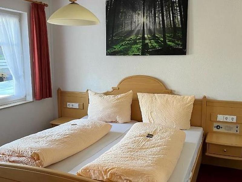 D05850DEAEDE0EA36A944574E31C002A