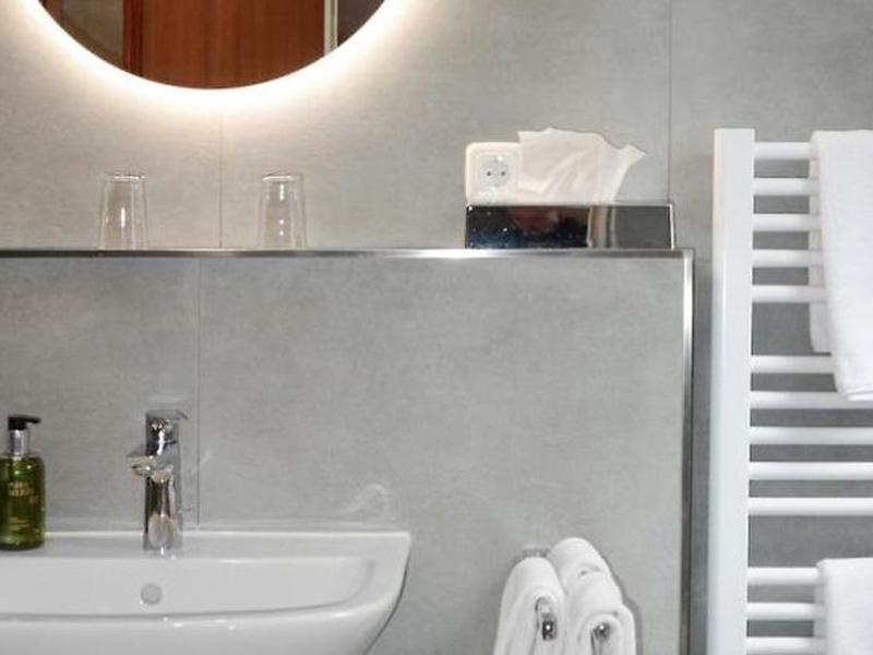 17A8CD82C97BC54199BBF2BC25708336