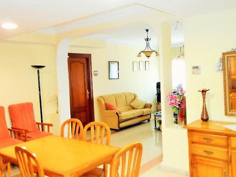 60D27C37A957BCFECBF8692E69A4B3A3