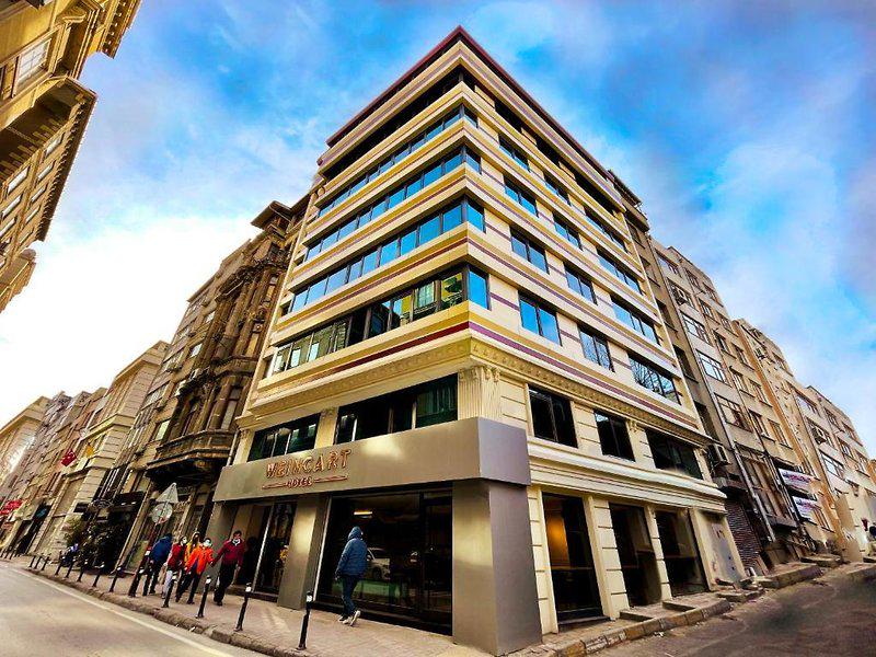 8640E416BF33953D5025F3C7A8EDA15D