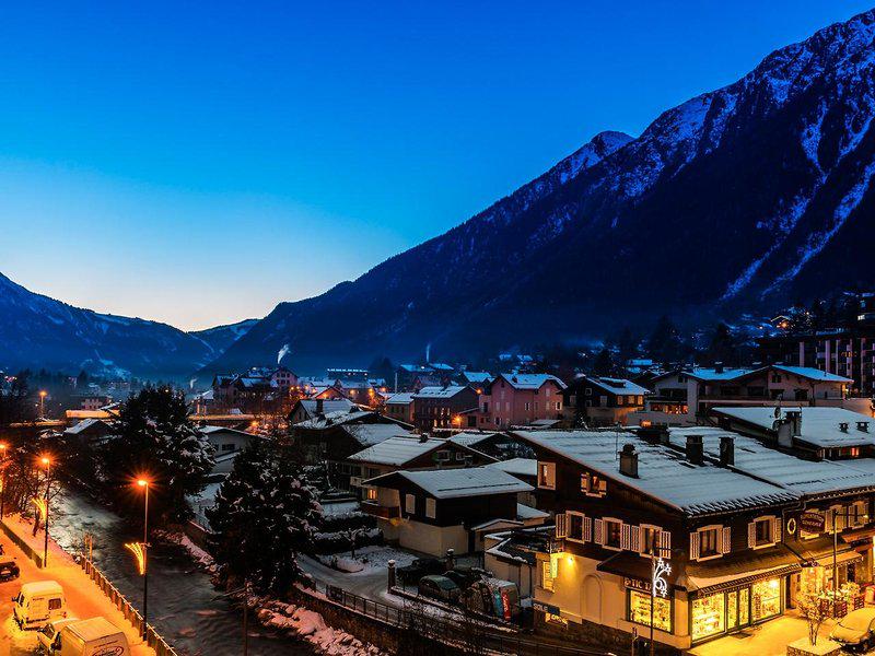 5C8BC0577E6CE372003CFC3E5F7EC610