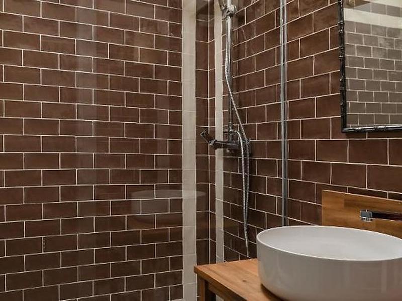 B2E9AA24418CBD7560033A13DB25E45B