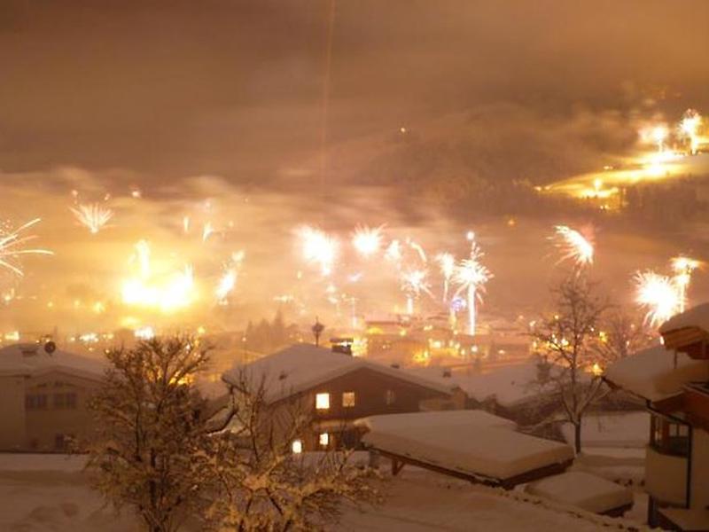 A0CCE1032876ED4AF547D09D0AB21EF1