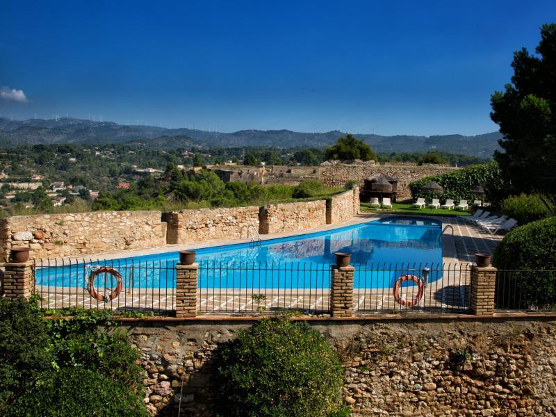 3FBB2E9C8B8CA01B75D64E1919435FDC