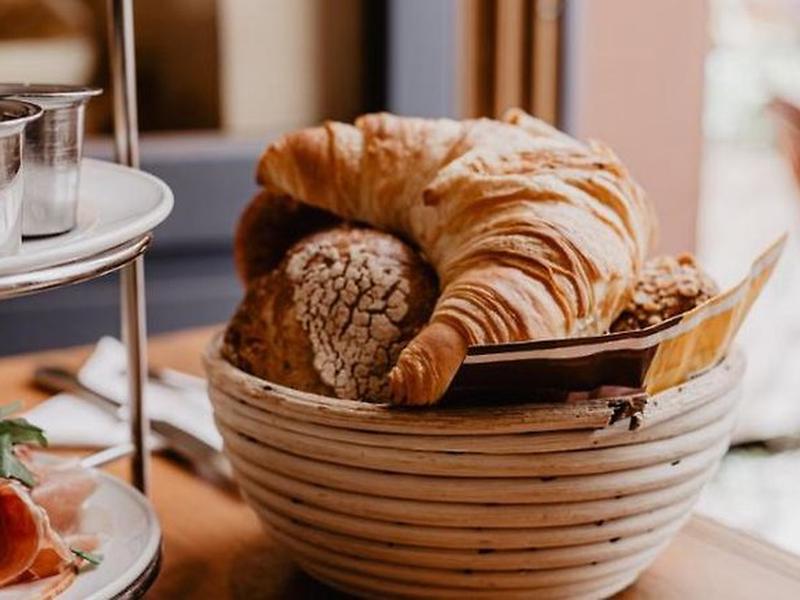 1A59304EA393F15150E994E4E9C1C14C