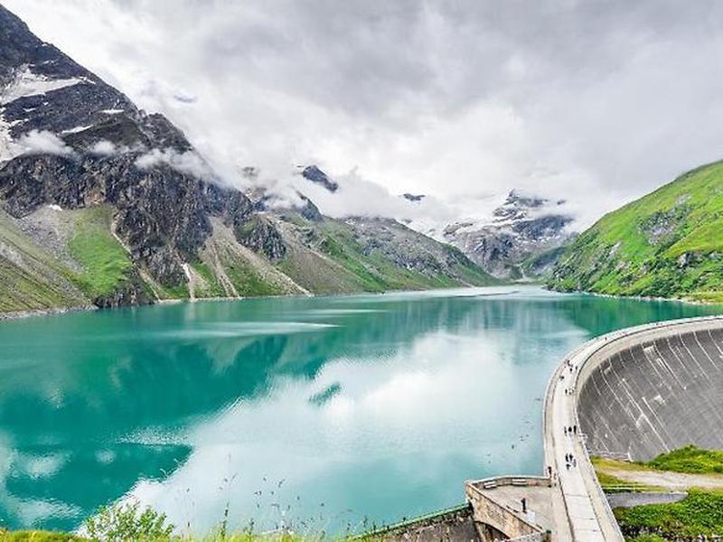 93AD402AFB9438229D698AB0907C7EA0